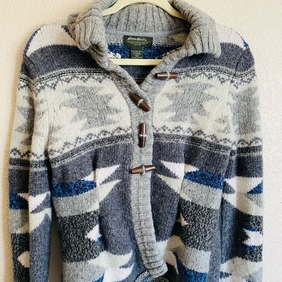 Eddie Bauer sweater - Picture 2 of 8